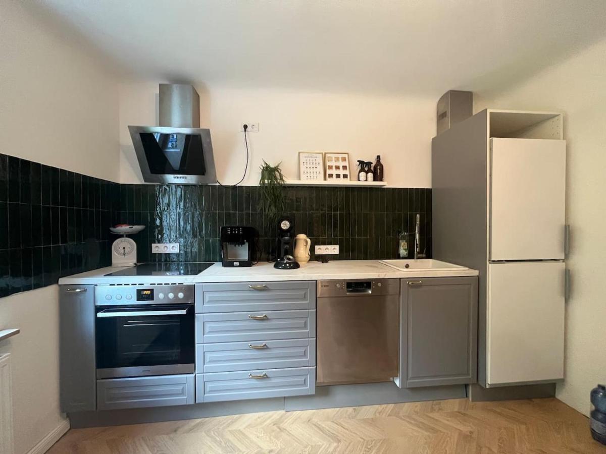 Mon Bijou 2 Schlafzimmer Моншау Экстерьер фото