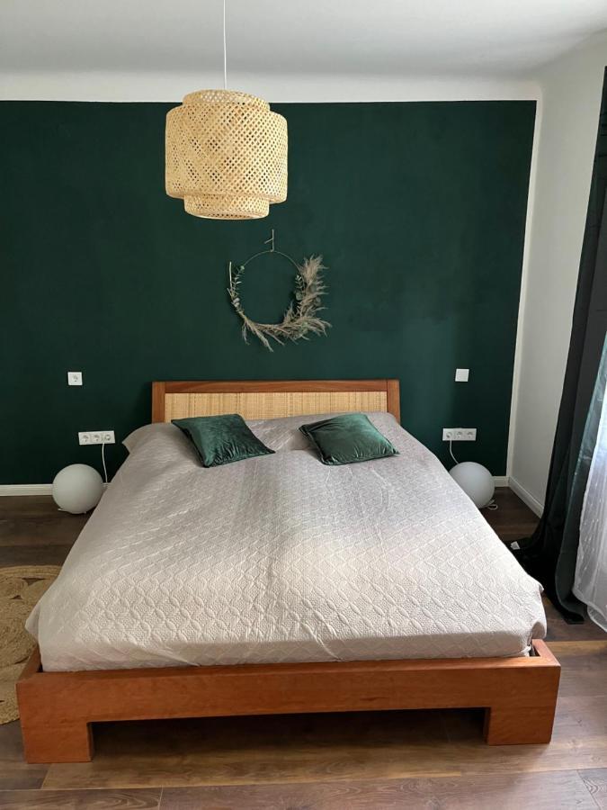 Mon Bijou 2 Schlafzimmer Моншау Экстерьер фото